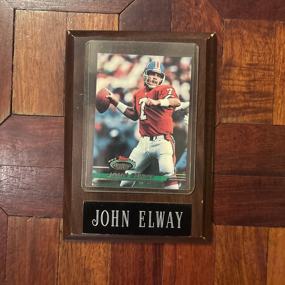 Rare Vintage JOHN ELWAY NFL Collector's Wood Plaque With Nameplate - 6x4